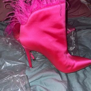 Prixey Feather Trim Pointed Toe Bootie